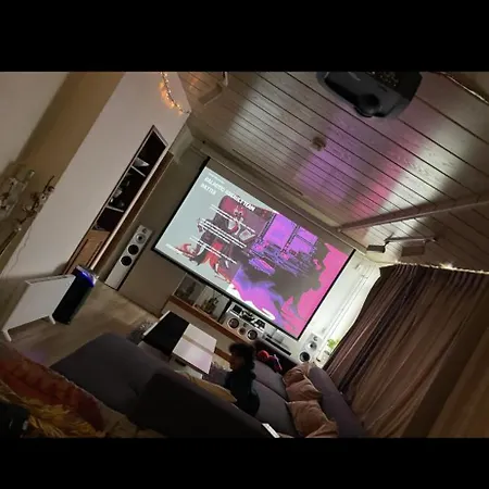 Beautiful Romantic In Apartment *